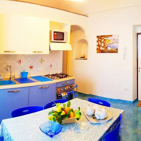 La Rosa Del Mare 度假居 *