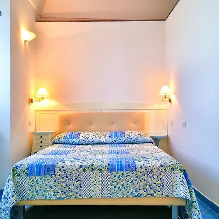 度假居 La Rosa Del Mare *